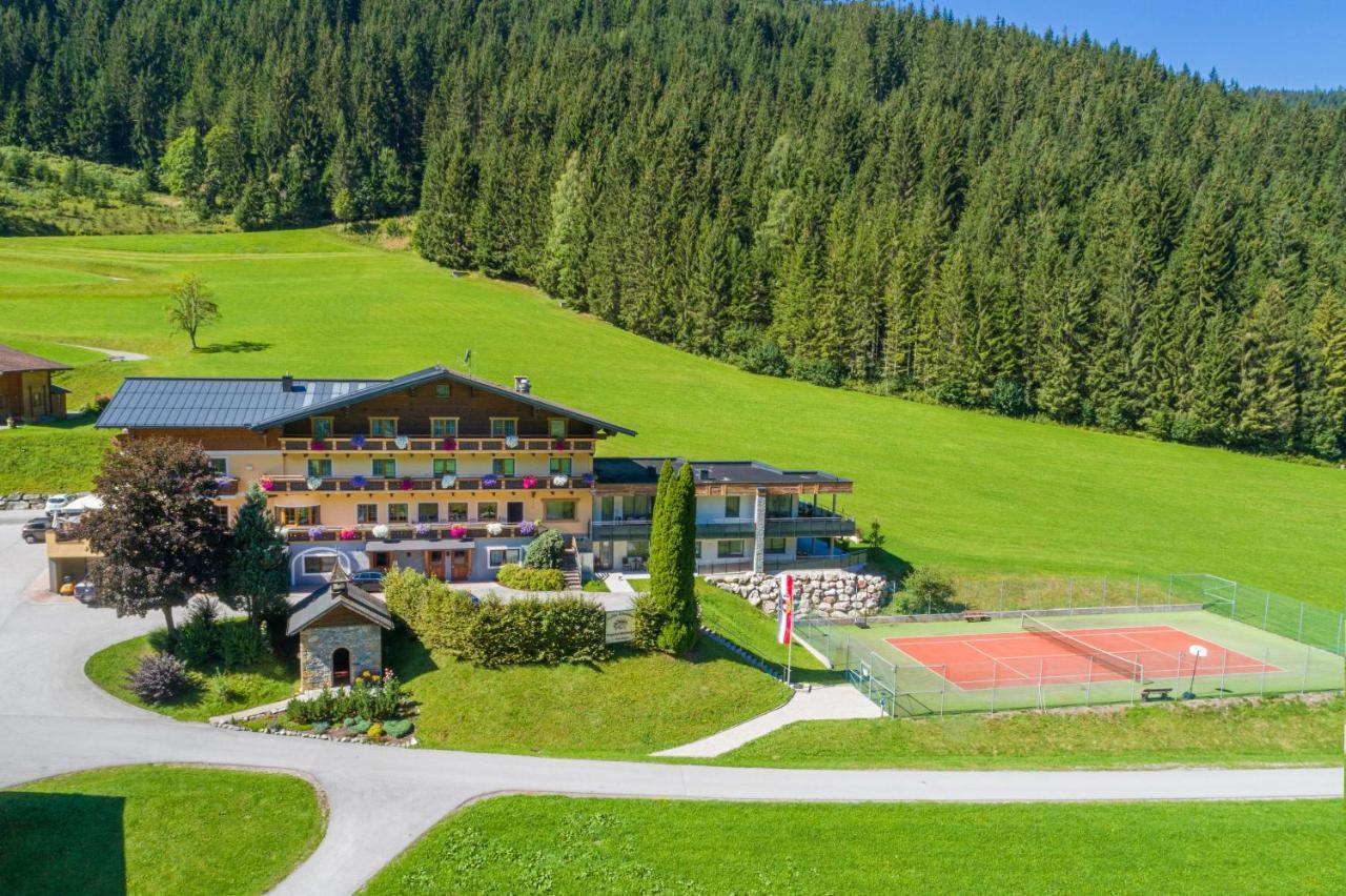 Natur & Familienhotel Der Stieglerhof Radstadt Exterior photo